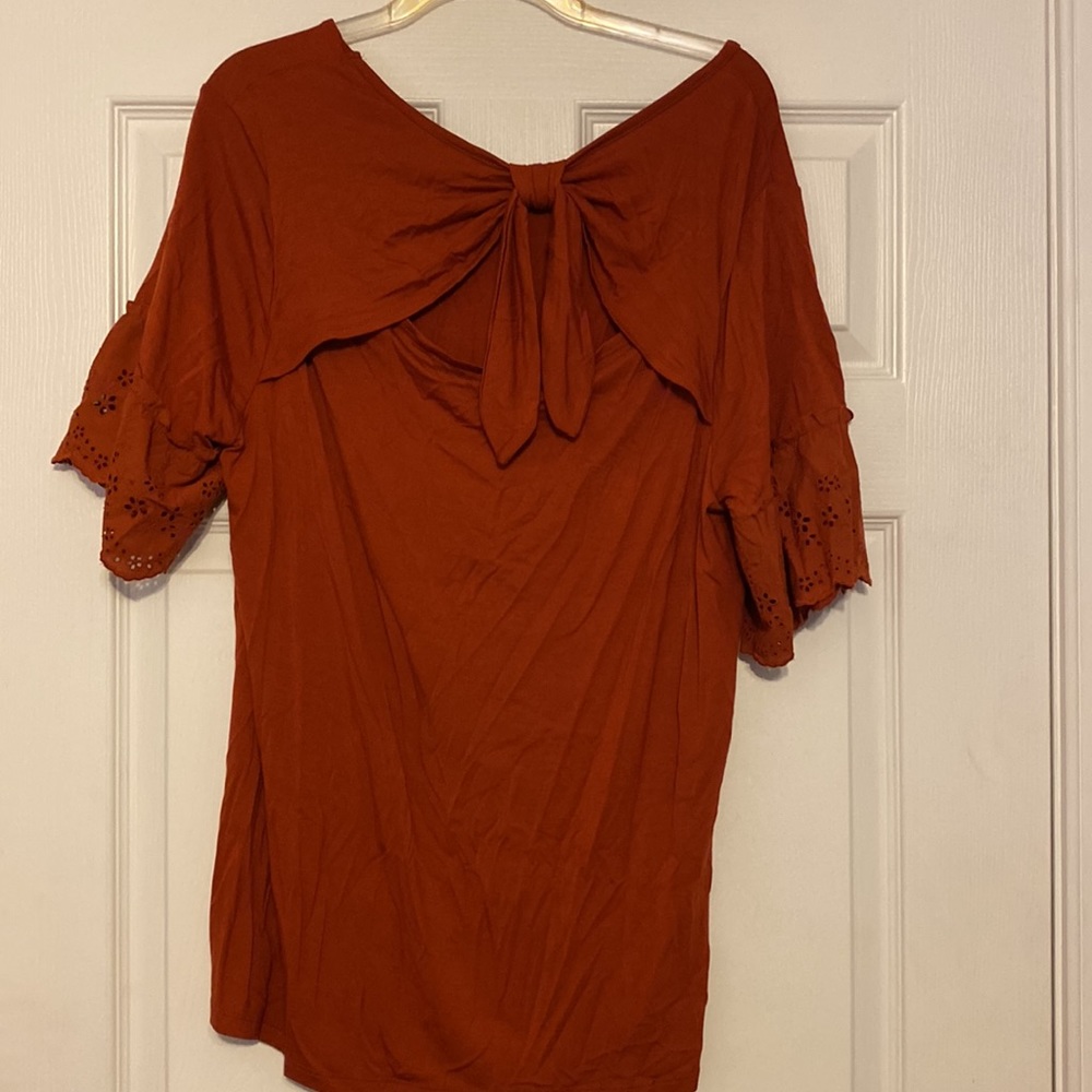 Rust colored top - Picture 3 of 5